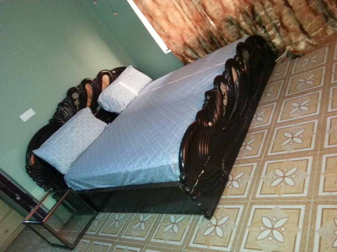 קומסי Gya-Son Royal Guest House מראה חיצוני תמונה