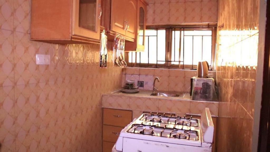 קומסי Gya-Son Royal Guest House מראה חיצוני תמונה
