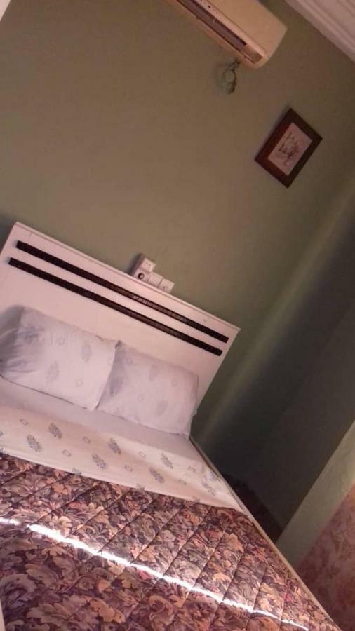 קומסי Gya-Son Royal Guest House מראה חיצוני תמונה